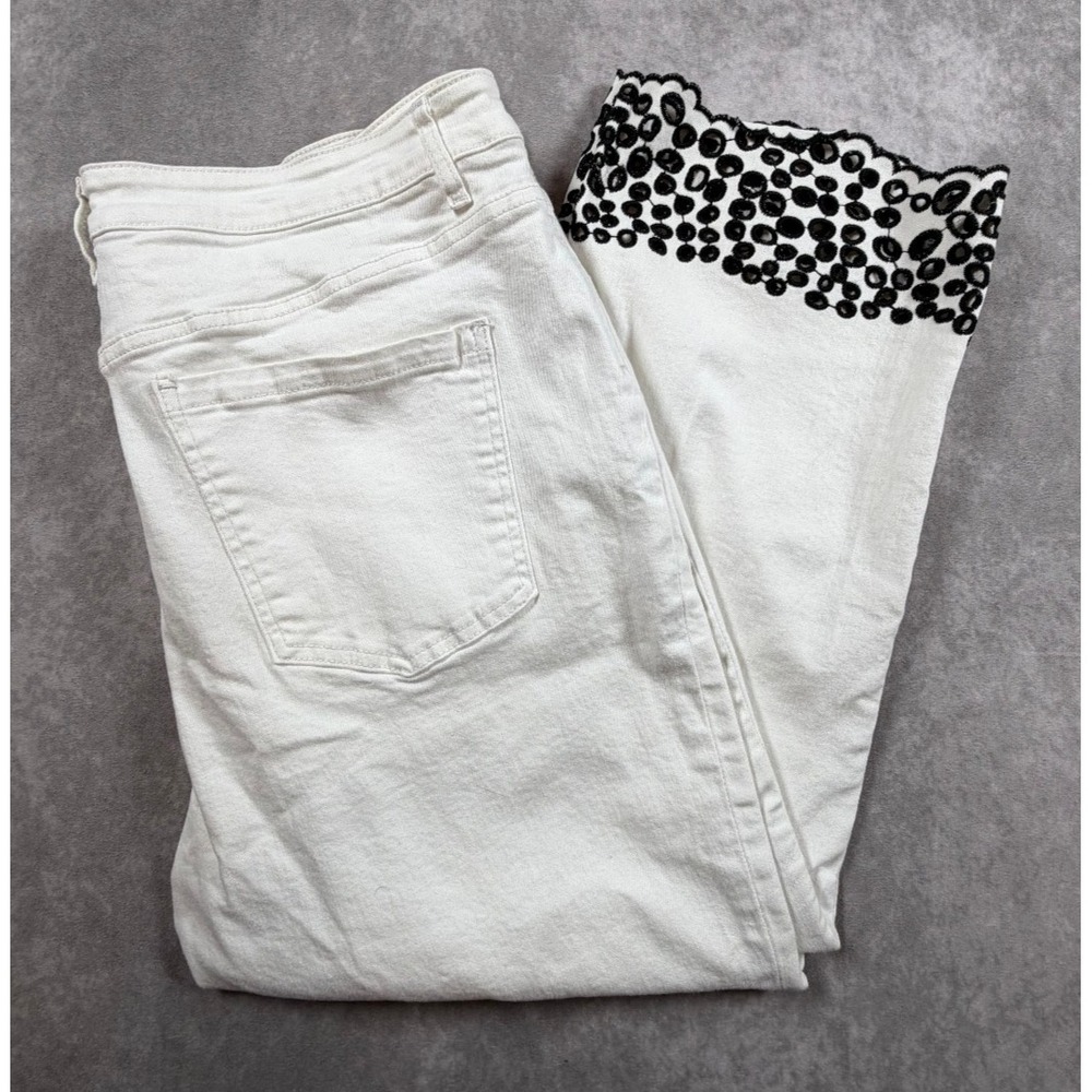 Soft Surroundings Womens Size 16 Jeans White Crop Black Embroidered Scallop Hem